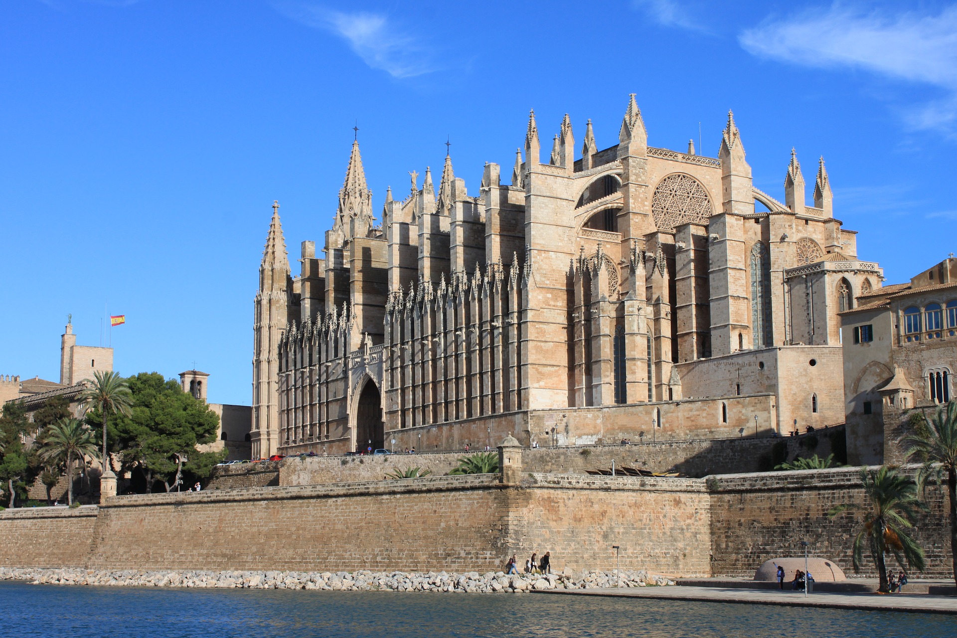 Things to do in Palma de Mallorca - Visit the Cathedral