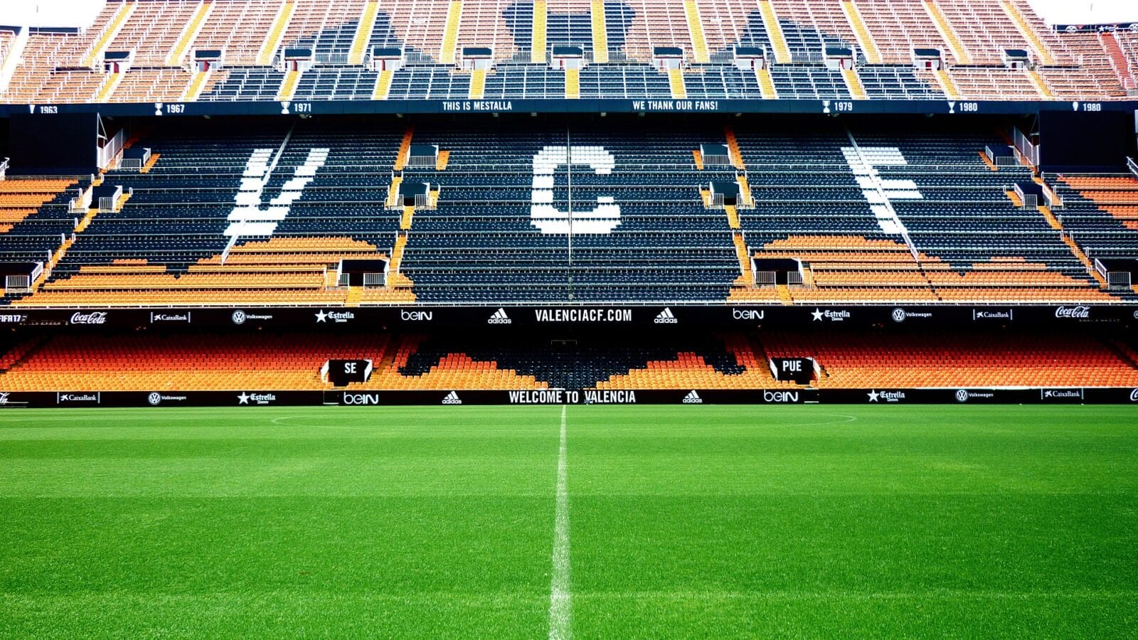 Valencia football tickets at the Mestalla Stadium